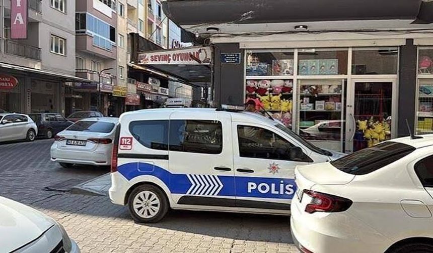 Eşini boğmaya çalıştığı ileri sürülen koca gözaltına alındı