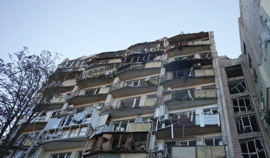 Kiev'e Rusya'dan balistik füze saldırısı: 15 ölü, 33 yaralı