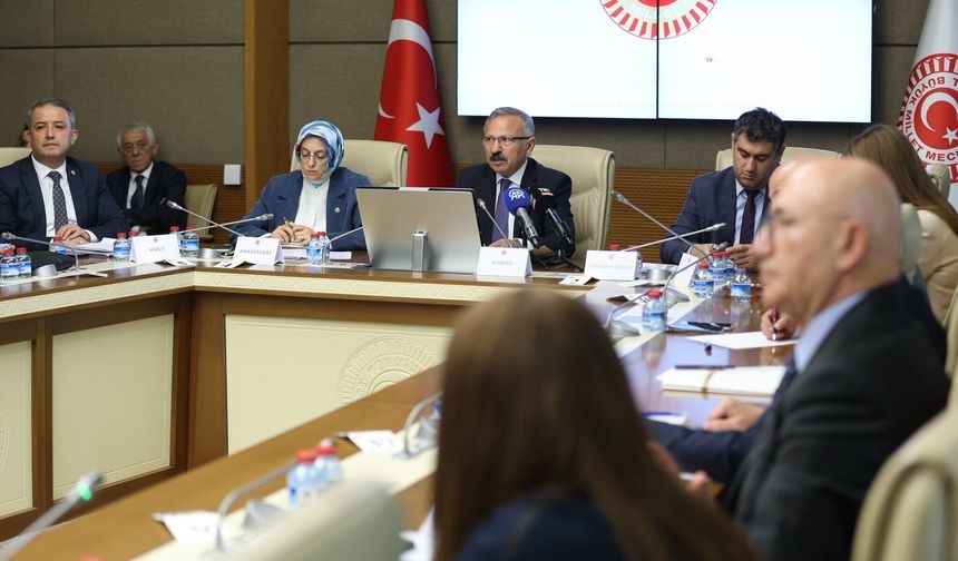 Okul Olaylarını Araştırma Komisyonu'nda milletvekilleri rapora ilişkin önerileri ele alındı