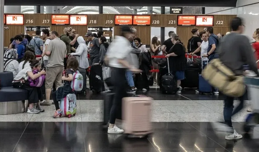 Türk turistler yurt dışından 362 milyon dolarlık hediyeyle döndü