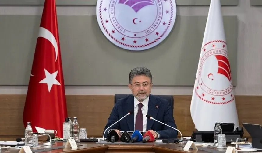 Bakan Yumaklı: Türkiye'nin 54'üncü milli parkı Deveboynu Yarımadası oldu