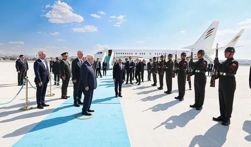 Filistin Devlet Başkanı Abbas, resmi temaslarda bulunmak üzere Ankara'da