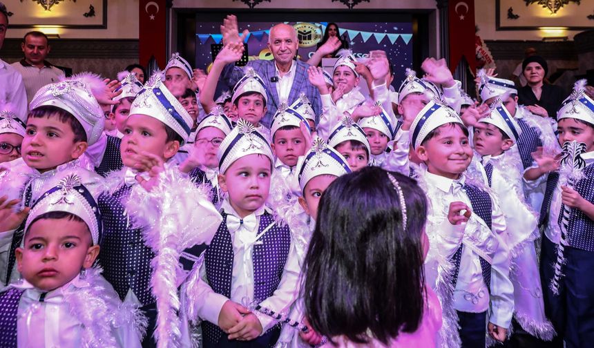 Yenimahalle’den minik beylere unutulmaz sünnet şöleni