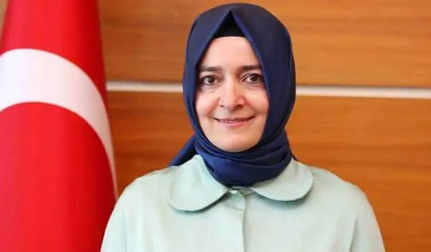 Fatma Betül Sayan Kaya görevinden istifa etti