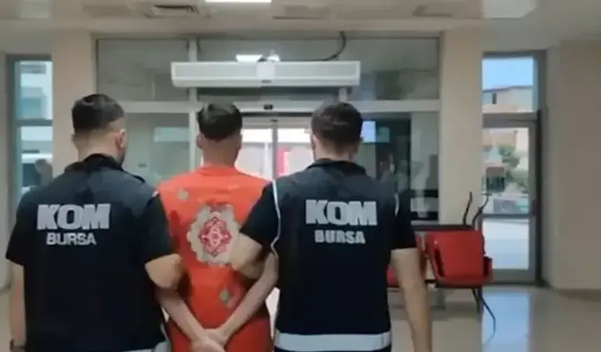 Sanal medyada silahlı eylem için eleman temini paylaşımı yapan 10 şüpheliye gözaltı