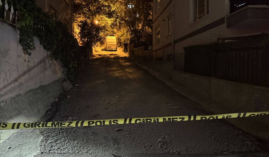 Başkentte bir apartman dairesinde 3 erkek ölü bulundu