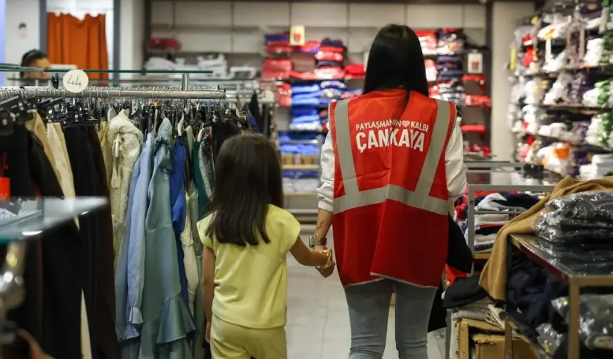 Çankaya Belediyesinden 600 öğrenciye okul forması desteği