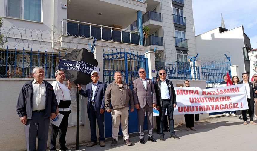 Edirne’de, Mora Katliamı’nın 205'inci yılında Yunanistan Konsolosluğu'na siyah çelenk