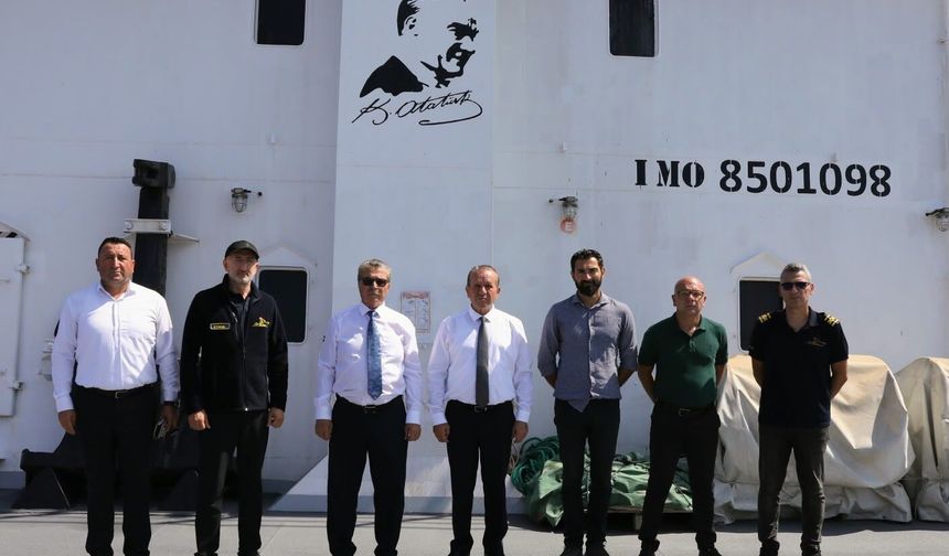 KKTC Başbakanı Üstel, Girne açıklarındaki arama çalışmalarını inceledi
