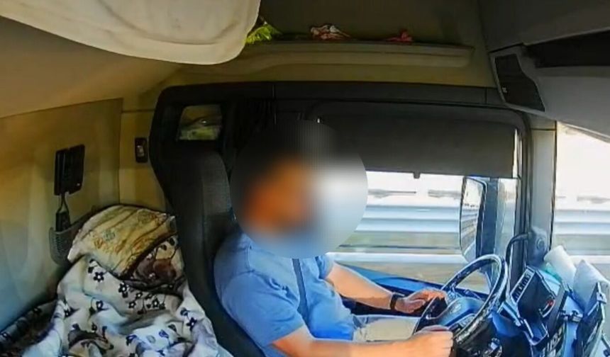 Türk TIR'ı, İtalya'da maskeli ve silahlı 4 kişi tarafından gasbedildi