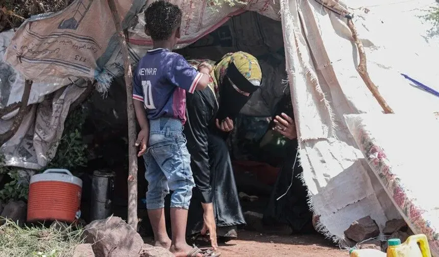 BM, Yemen'de çatışma ve seller nedeniyle yaklaşık 94 bin kişinin yerinden edildiğini bildirdi