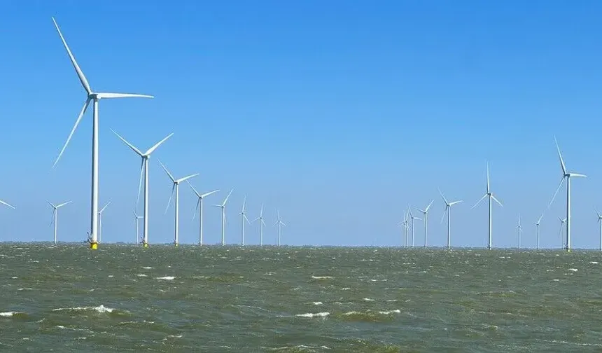 Enerji güvenliği baskısı Avrupa ve Asya'yı yenilenebilir enerjiye yöneltiyor