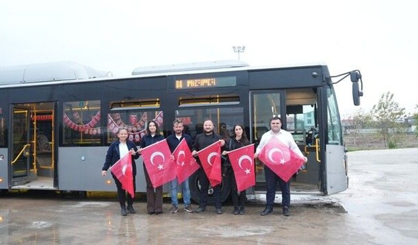 Belediye otobüsünde bando sürprizi