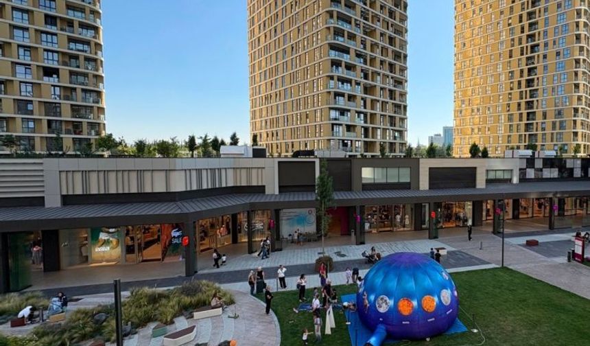 Merkez Ankara AVM, açılış Festivali’nde Şirinler’i ağırlıyor