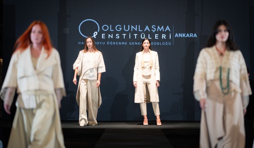 Ankara Kültür Günleri "Sof'u okumak, Sof'u anlamak" temalı defileyle başladı