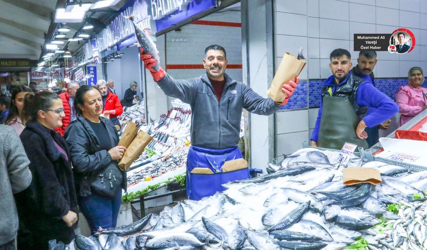 Palamut ucuzladı vatandaş Ulus Hali’ne koştu