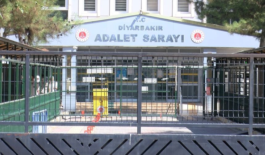 Telefonda ‘polisiz’ deyip 1,2 kilo altını alarak dolandıran 3 şüpheli tutuklandı